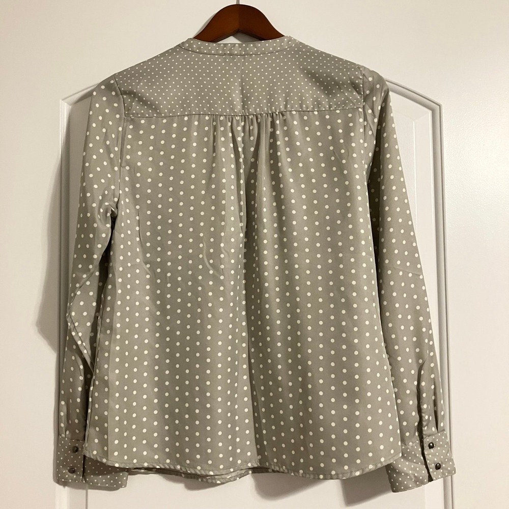 The Limited Womens Shirt Blouse Top Medium Gray Polka Dot Long Sleeve - Picture 6 of 9